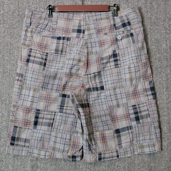 Urban Pipeline Shorts Mens 40* Gray Plaid Madras Patchwork 11" Inseam Bermuda - Picture 7 of 9